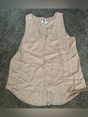 DKNY Women's Beige V-Neck Tank Top Size Medium 0329